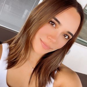 Meet your Posher, Mariana